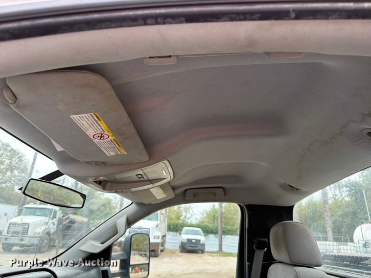 image for item DX5888 2015 Chevrolet Silverado 2500HD pickup truck