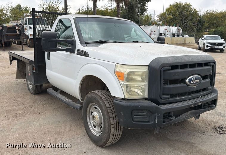 image for item DX5892 2012 Ford F350 Super Duty flatbed pickup truck