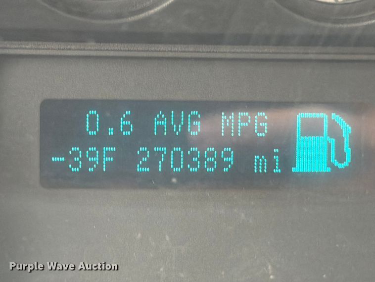 image for item DX5892 2012 Ford F350 Super Duty flatbed pickup truck