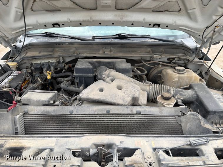 image for item DX5892 2012 Ford F350 Super Duty flatbed pickup truck