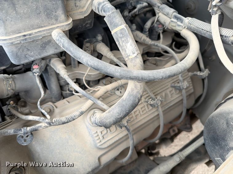 image for item DX5892 2012 Ford F350 Super Duty flatbed pickup truck