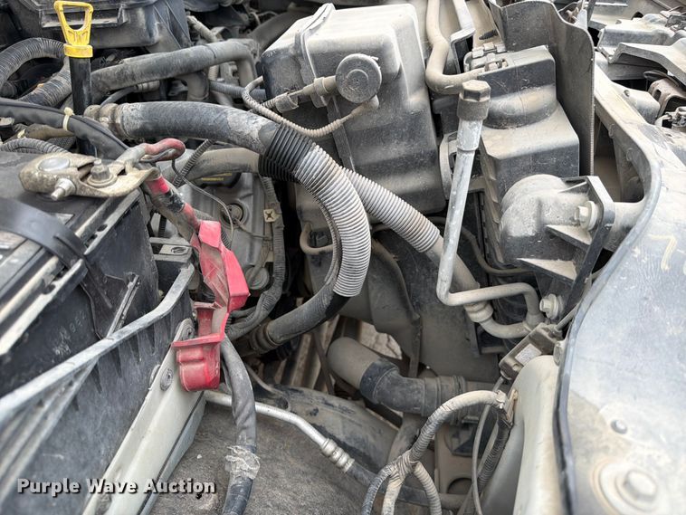 image for item DX5892 2012 Ford F350 Super Duty flatbed pickup truck