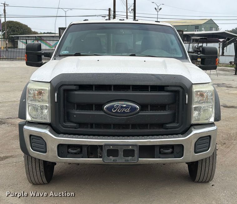image for item DX5893 2015 Ford F450 Super Duty Crew Cab utility / service truck