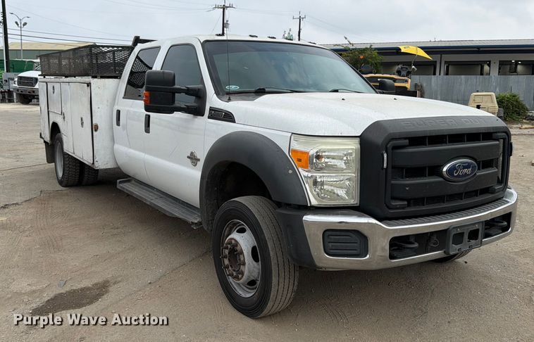 image for item DX5893 2015 Ford F450 Super Duty Crew Cab utility / service truck
