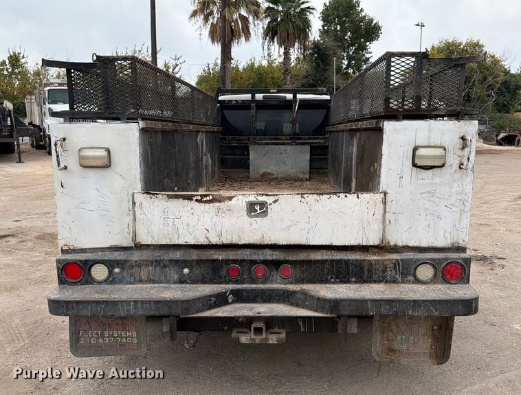 image for item DX5893 2015 Ford F450 Super Duty Crew Cab utility / service truck