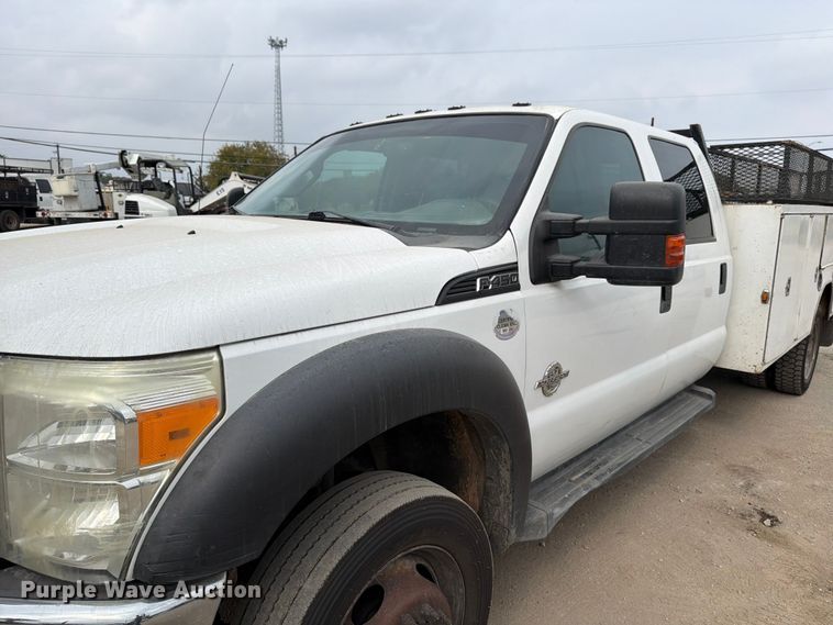 image for item DX5893 2015 Ford F450 Super Duty Crew Cab utility / service truck