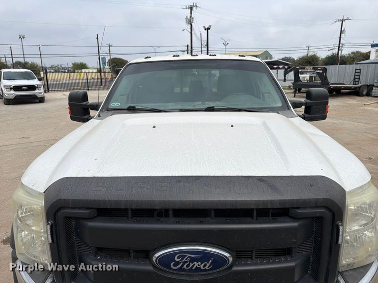 image for item DX5893 2015 Ford F450 Super Duty Crew Cab utility / service truck