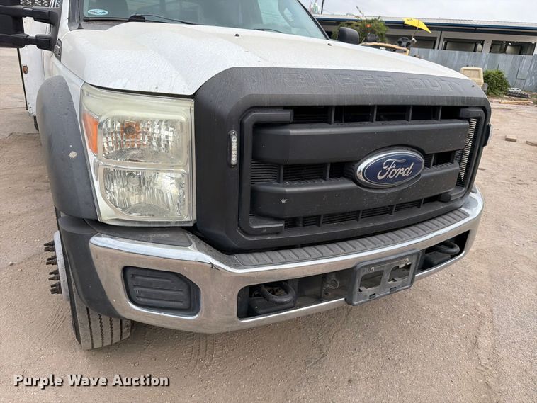 image for item DX5893 2015 Ford F450 Super Duty Crew Cab utility / service truck