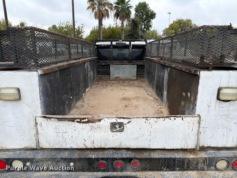 image for item DX5893 2015 Ford F450 Super Duty Crew Cab utility / service truck