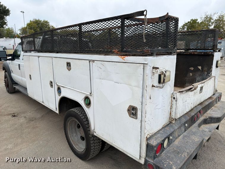 image for item DX5893 2015 Ford F450 Super Duty Crew Cab utility / service truck