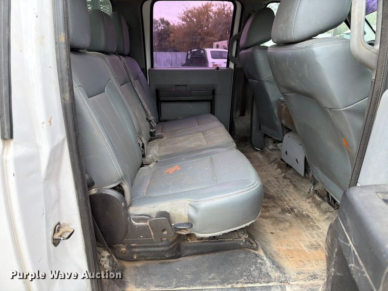 image for item DX5893 2015 Ford F450 Super Duty Crew Cab utility / service truck