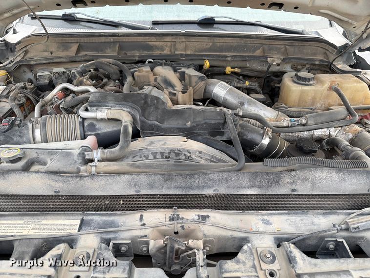 image for item DX5893 2015 Ford F450 Super Duty Crew Cab utility / service truck