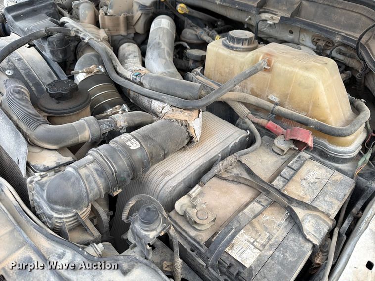 image for item DX5893 2015 Ford F450 Super Duty Crew Cab utility / service truck