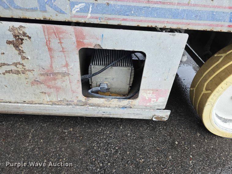 image for item DZ3582 Skyjack SJ111 4632 vertical lift