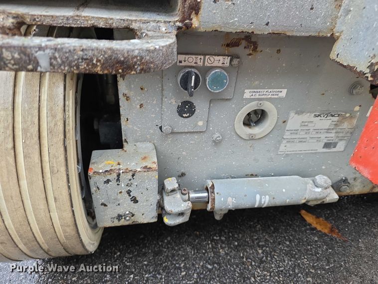 image for item DZ3582 Skyjack SJ111 4632 vertical lift