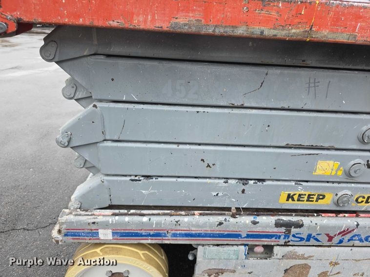 image for item DZ3582 Skyjack SJ111 4632 vertical lift