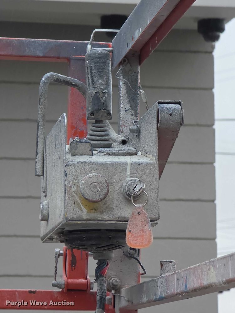 image for item DZ3582 Skyjack SJ111 4632 vertical lift