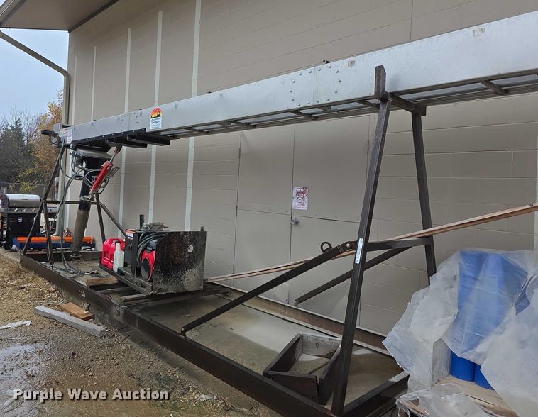 image for item DZ3586 Richmond  1957 shingle conveyor bed