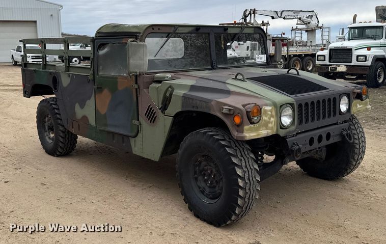 image for item EA2015 2004 AM General M998 SUV