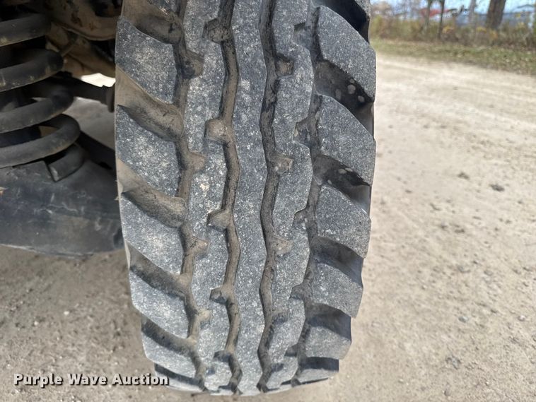 image for item EA2015 2004 AM General M998 SUV