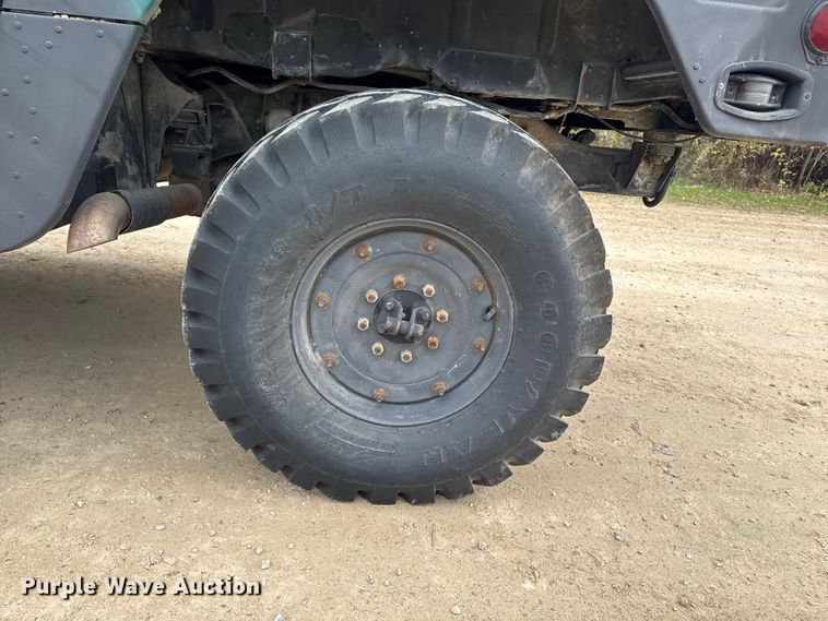 image for item EA2015 2004 AM General M998 SUV