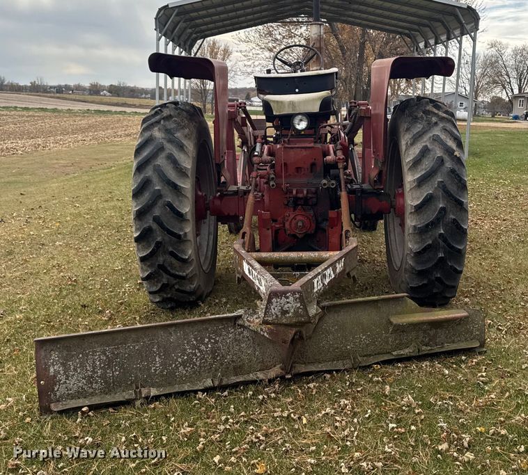 image for item EA2029 1967 International Farmall 656 tractor