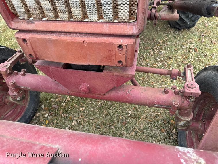 image for item EA2029 1967 International Farmall 656 tractor
