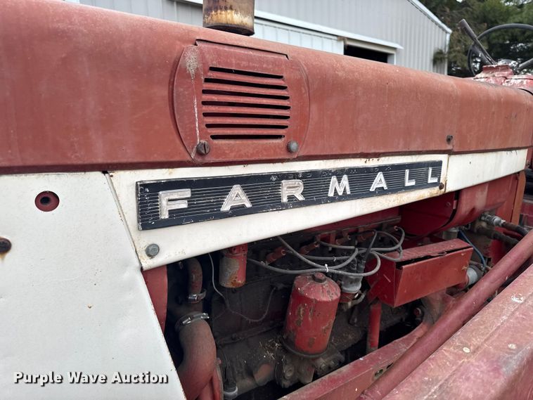 image for item EA2029 1967 International Farmall 656 tractor