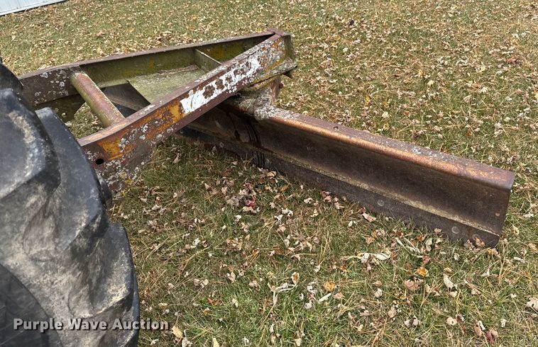 image for item EA2029 1967 International Farmall 656 tractor