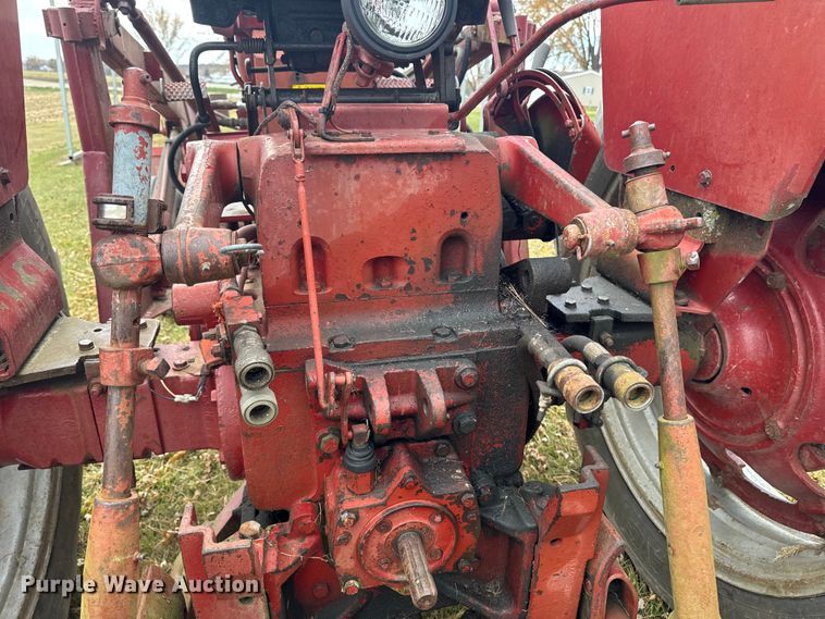 image for item EA2029 1967 International Farmall 656 tractor