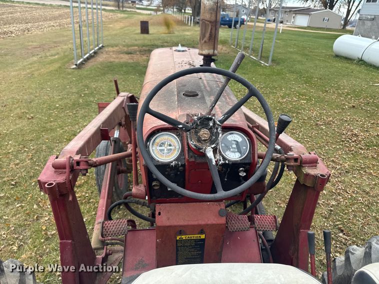 image for item EA2029 1967 International Farmall 656 tractor