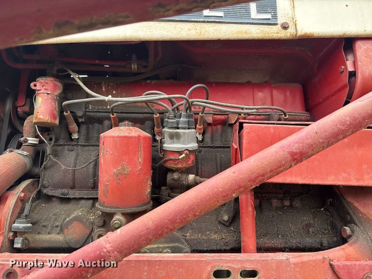 image for item EA2029 1967 International Farmall 656 tractor