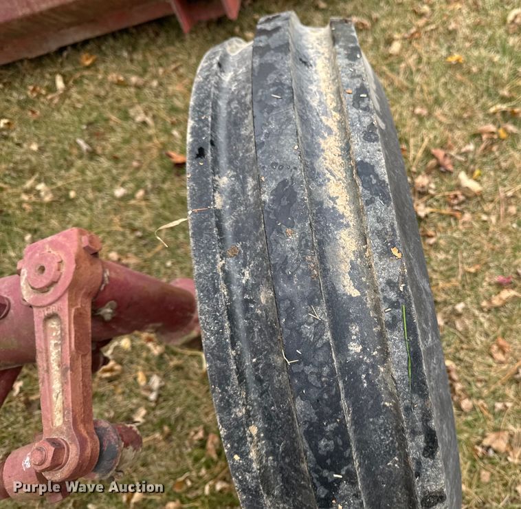 image for item EA2029 1967 International Farmall 656 tractor