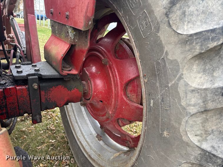 image for item EA2029 1967 International Farmall 656 tractor