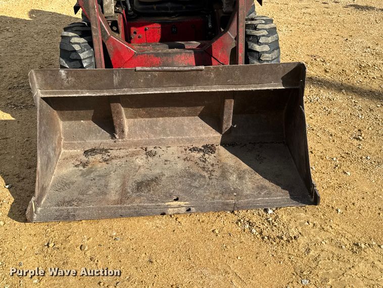 image for item EA2030 Gehl SL3510 skid steer loader