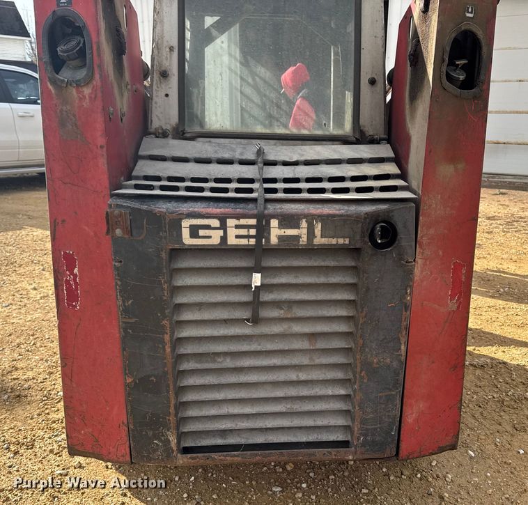 image for item EA2030 Gehl SL3510 skid steer loader