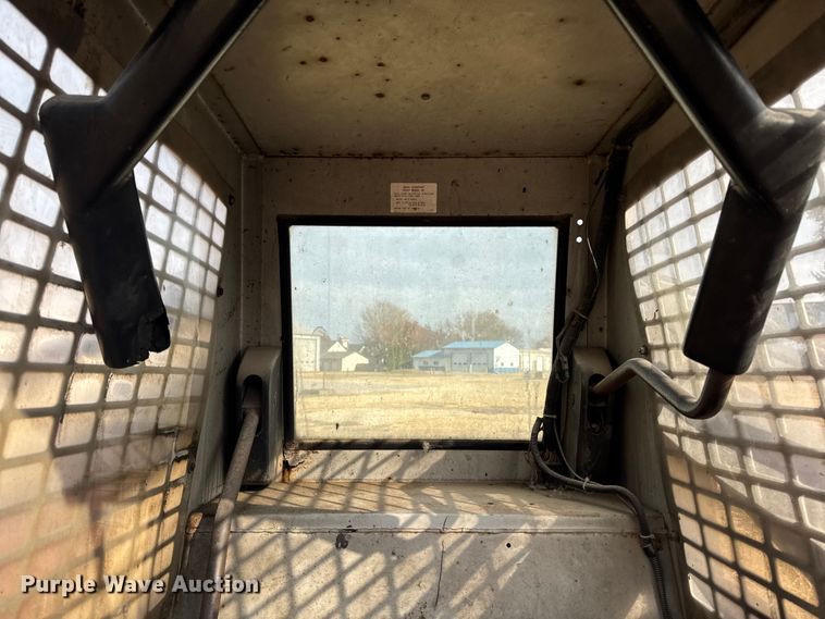 image for item EA2030 Gehl SL3510 skid steer loader