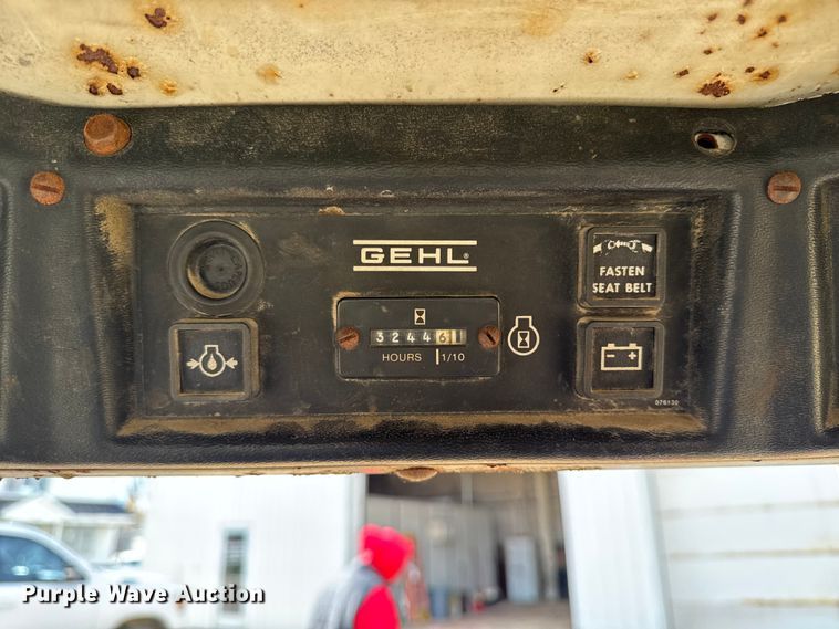 image for item EA2030 Gehl SL3510 skid steer loader