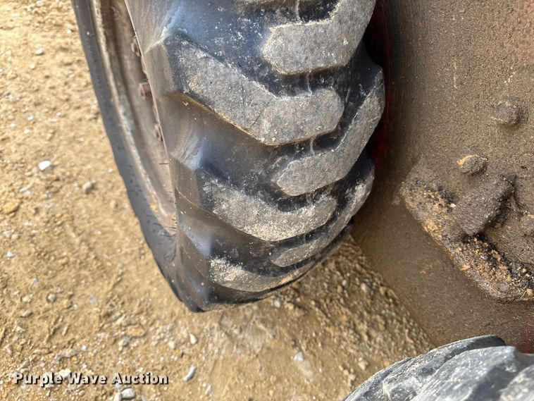 image for item EA2030 Gehl SL3510 skid steer loader