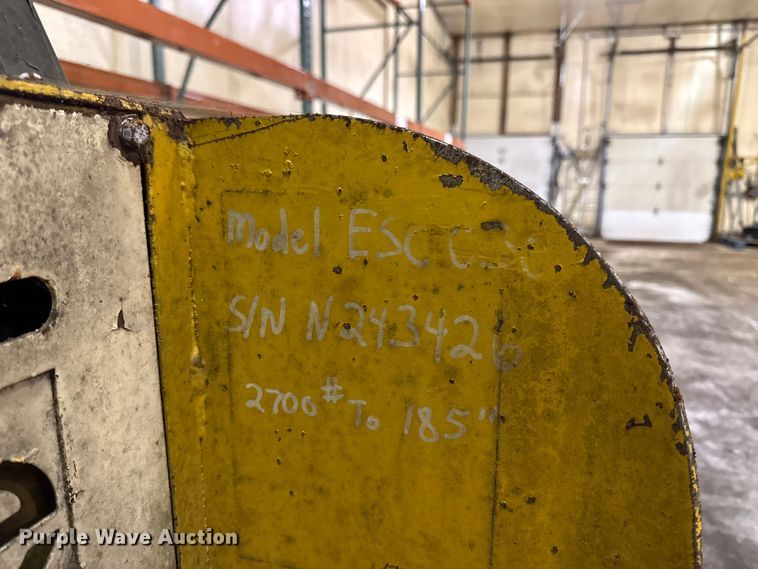 image for item EA2031 Yale forklift