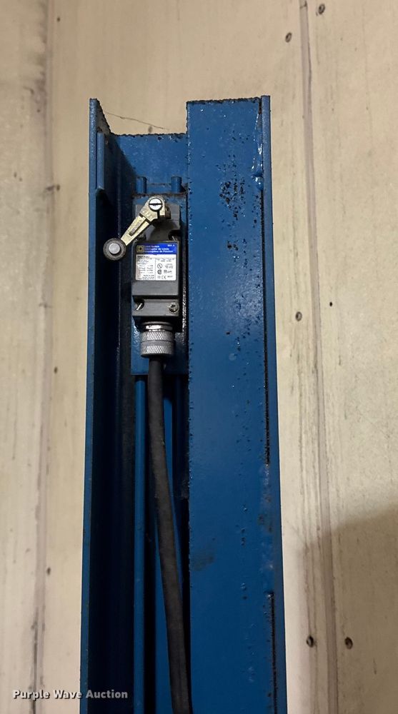 image for item EA2032 Advance pallet wrapper