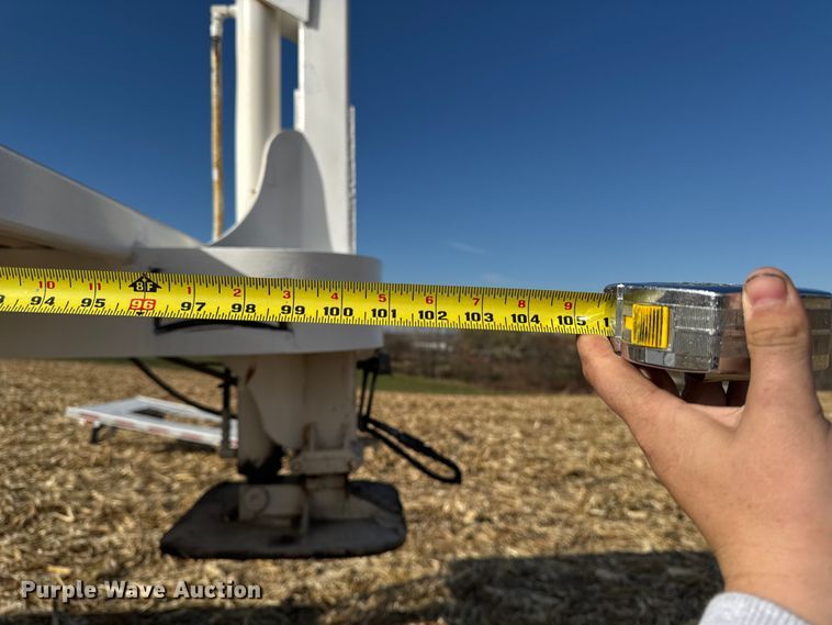 image for item EA2043 1977 Landoll drop tilt deck equipment trailer