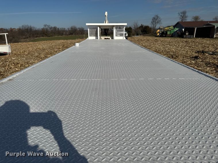 image for item EA2043 1977 Landoll drop tilt deck equipment trailer