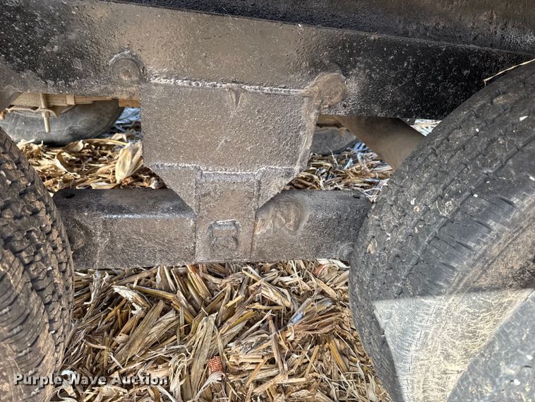 image for item EA2043 1977 Landoll drop tilt deck equipment trailer