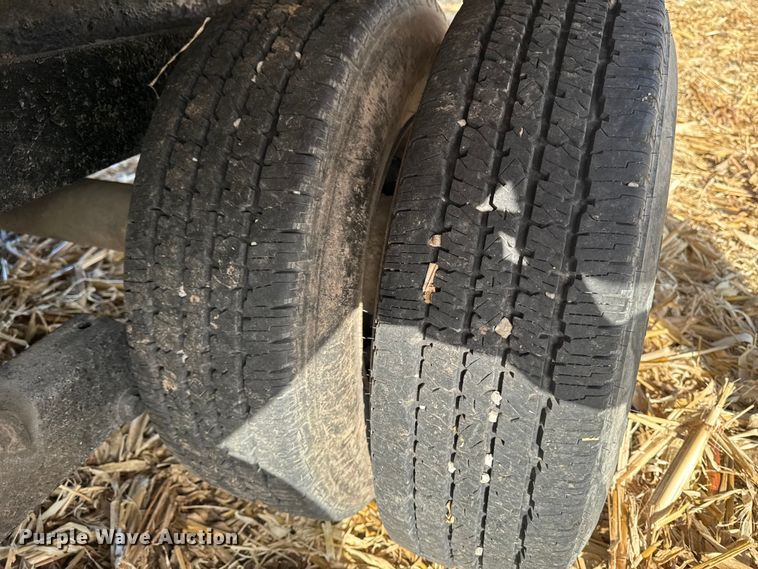 image for item EA2043 1977 Landoll drop tilt deck equipment trailer