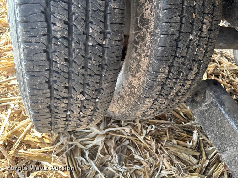 image for item EA2043 1977 Landoll drop tilt deck equipment trailer