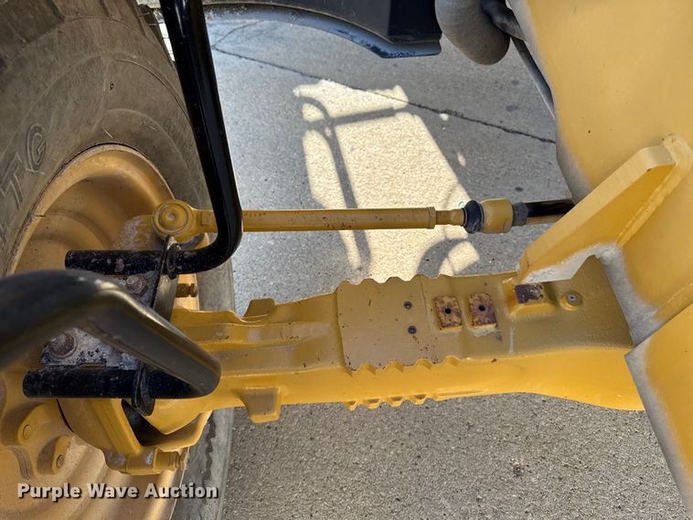 image for item EA2058 2005 Caterpillar TH360B telehandler