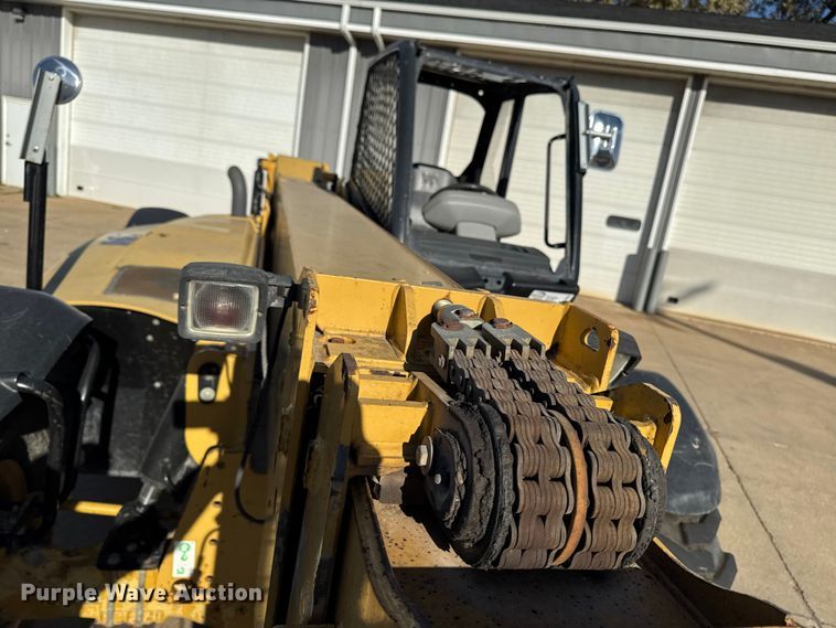 image for item EA2058 2005 Caterpillar TH360B telehandler