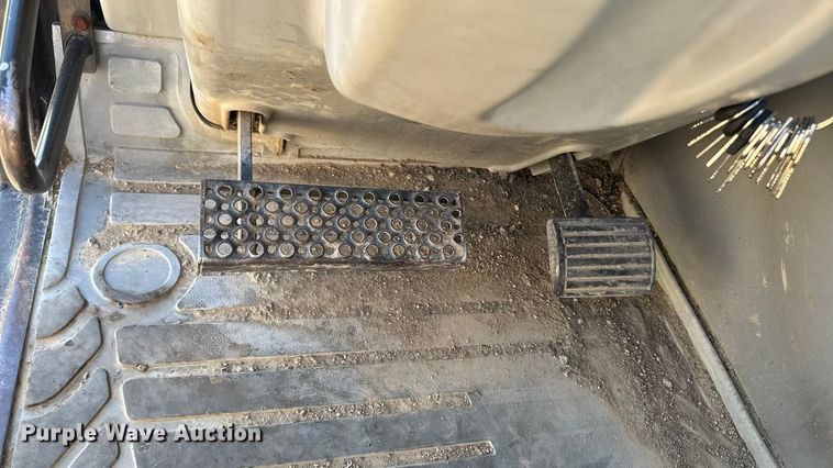 image for item EA2058 2005 Caterpillar TH360B telehandler