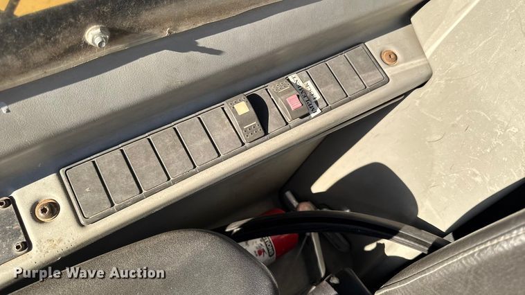 image for item EA2058 2005 Caterpillar TH360B telehandler